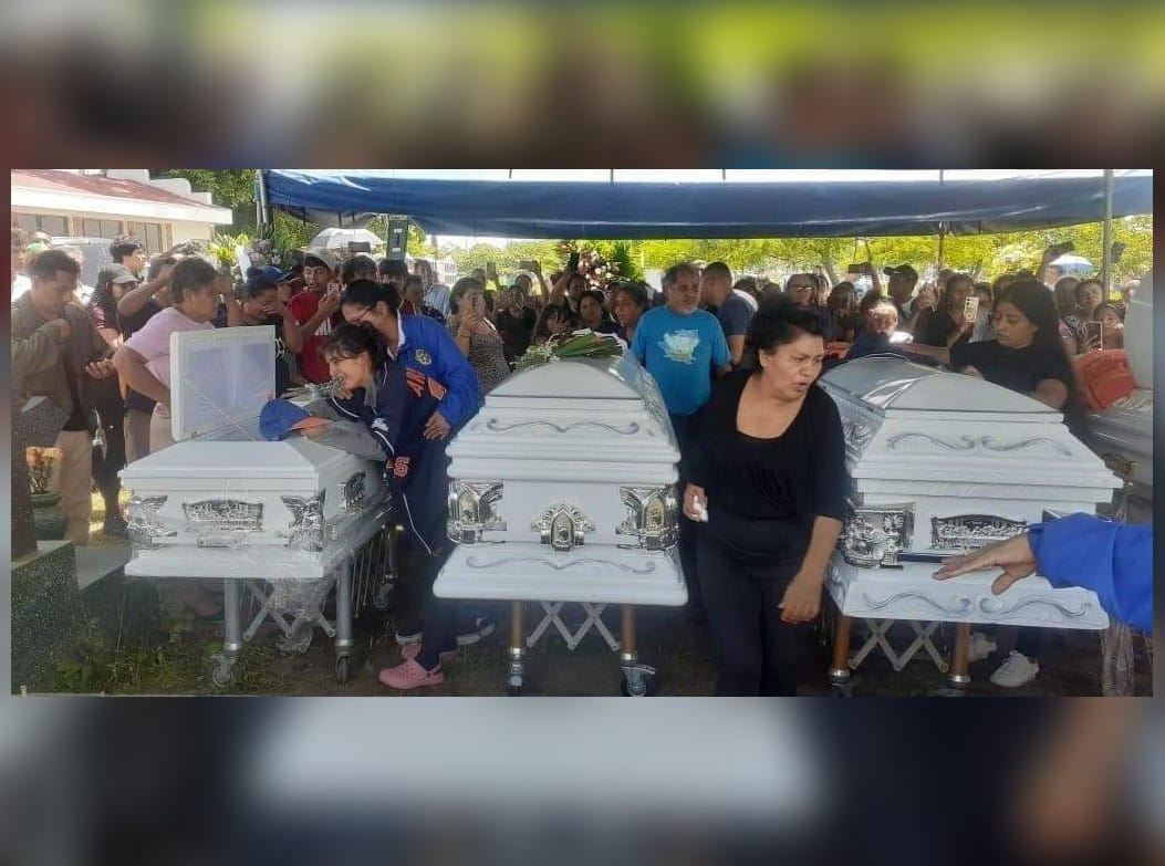 entierro familia fallecida por caida de muro en managua foto nicaragua actual
