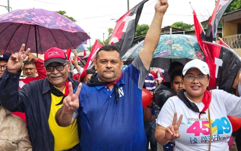 everth lopez alcalde de el rosario